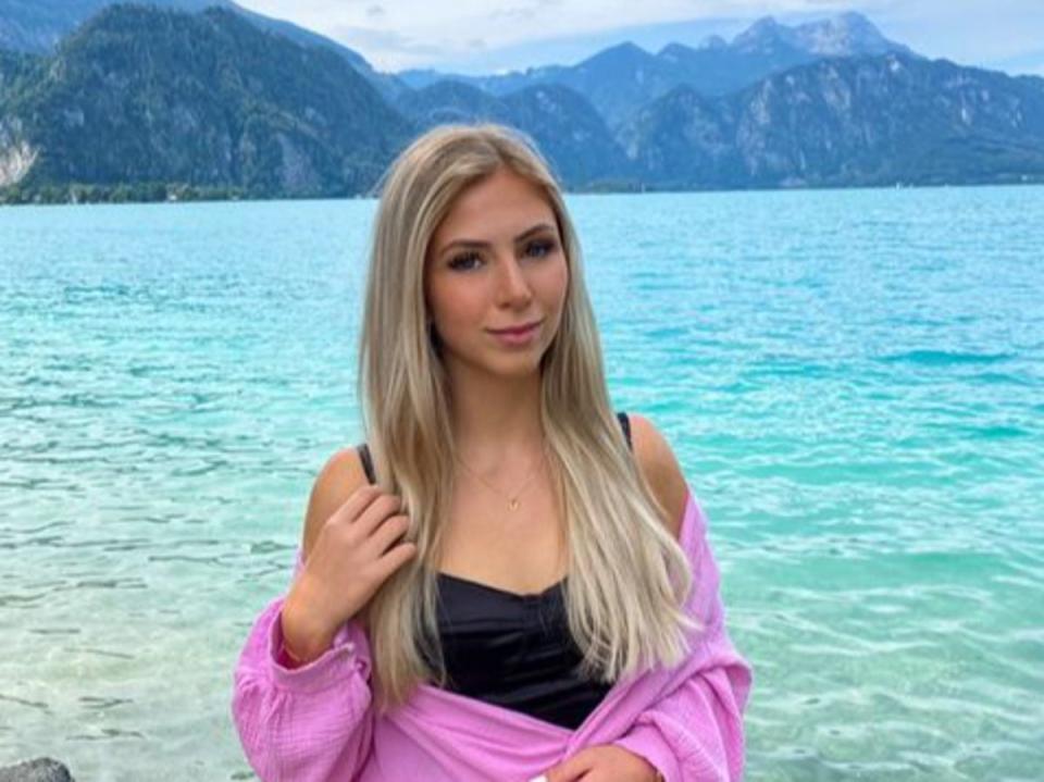 Julia Fehst, 23, was enjoying a vacation in Croatia with her boyfriend last fall when her snorkelling trip caused unfortunate consequences to her scalp (Jam Press)