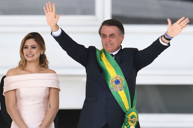 Michelle Bolsonaro; Jair Bolsonaro; Brazil; Brasil; mundo