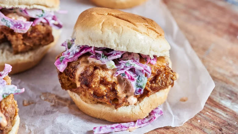 yum yum chicken sliders