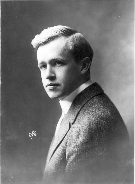 In 1919, University of Michigan graduate Avery Hopwood’s Broadway hit “The Golddiggers” heralded the arrival of the Jazz Age.