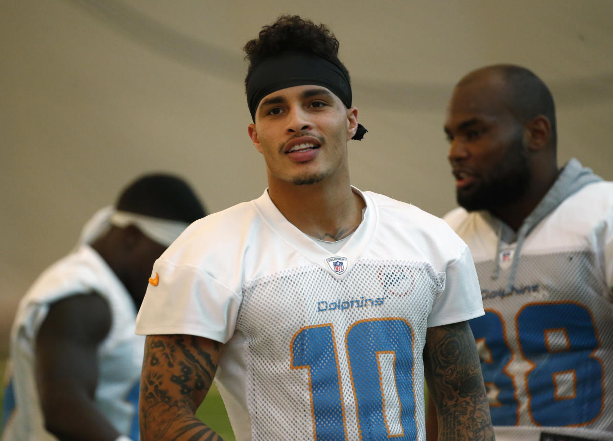 Dolphins coach to Kenny Stills and team: Here, listen to some Jay