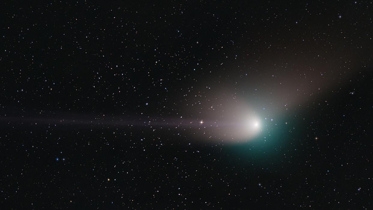  A photo of comet C/2022 E3 (ZTF) taken by Chris Schur in Payson, Arizona. 