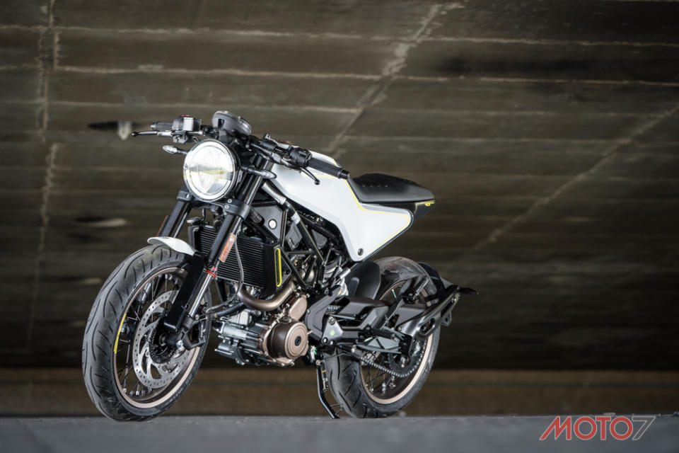 白箭穿心：HUSQVARNA VITPILEN 401 實車鑑賞