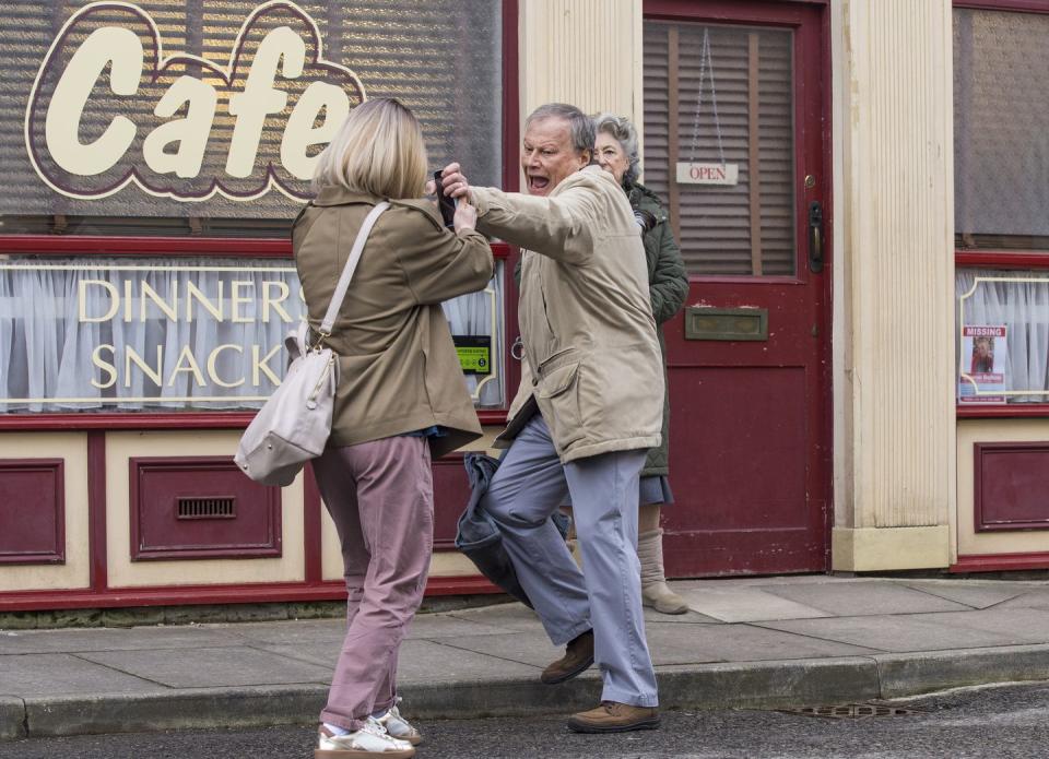 alice, roy cropper, evelyn plummer, coronation street