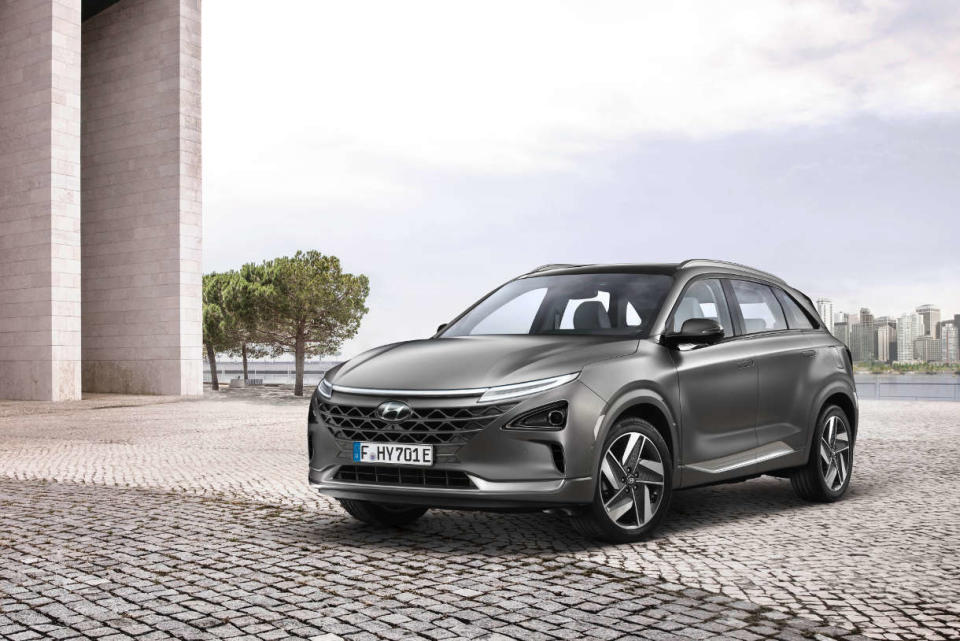 Das Wasserstoff-SUV Hyundai Nexo kostet in der Basis üppige 79.000 Euro.