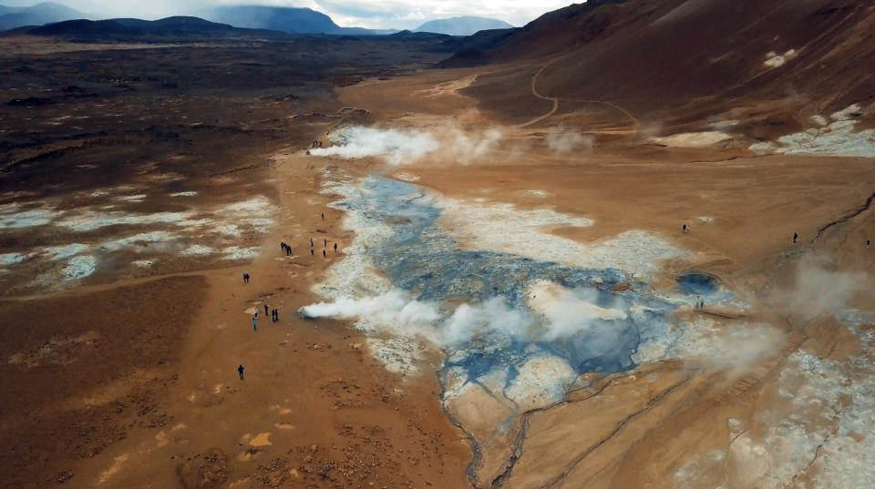 <p>Drone footage highlights more than a dozen of Iceland’s natural beauty spots in their rawest forms. (Photo: Ran Rosenzweig/Caters News) </p>