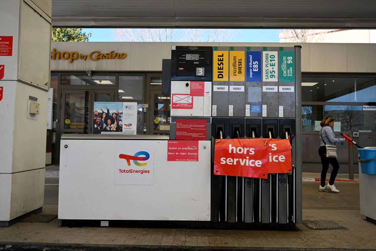 Une station-service TotalÉnergies à Marseille, le 20 mars.