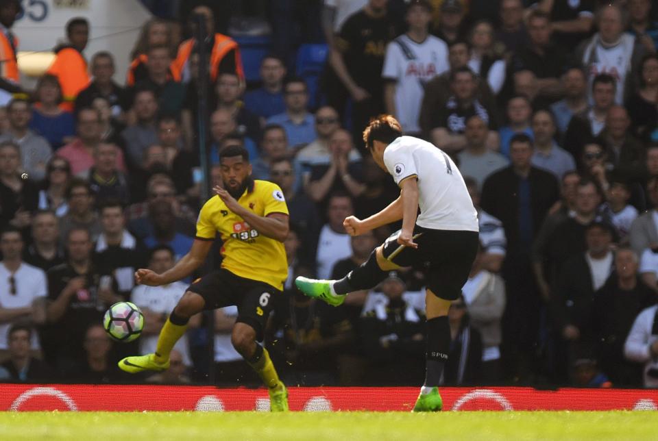 <p>Heung-Min Son makes it 3-0 to Tottenham</p>