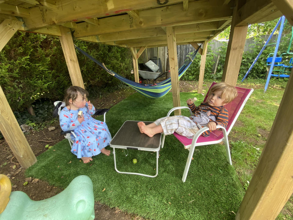 These pictures show a family of four who paid £500 to spent the night in a PLAYHOUSE - that was posted on Airbnb as a joke. Ollie and Kady Hammond had a 'mini break' on Saturday eve in the child's toy house - with their kids Beau, five, and Brooke, ten. They snapped up the booking after it was posted as a prank by Jason Kneen, 49. He built the 8ft (2.4m) by 6ft (1.8m) structure in his garden during lockdown. The dad-of-five then advertised it on the popular travel website for a laugh - but didn't actually think anyone would stump up to stay.