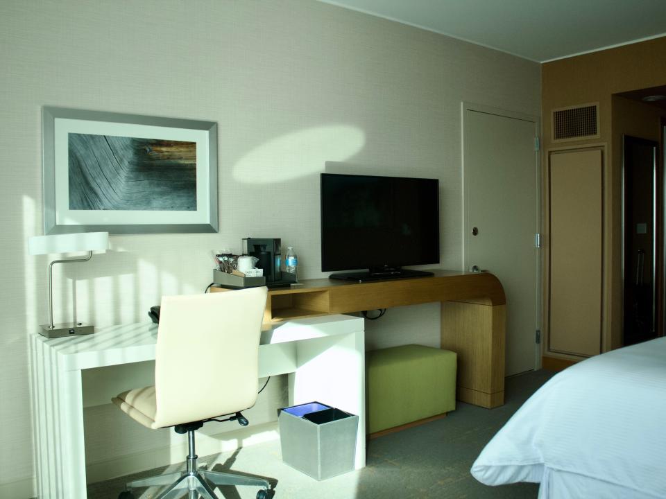 A room at the Westin Denver Airport Hotel