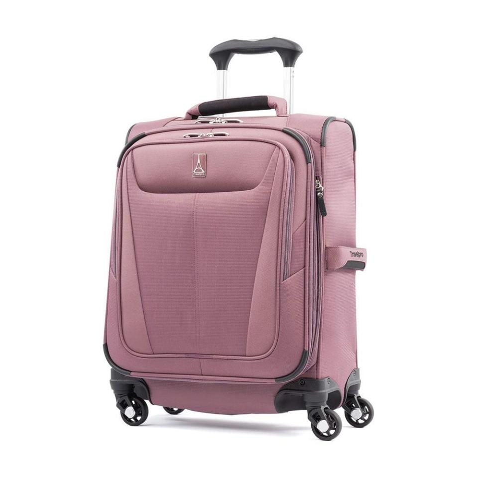 5) Travelpro Luggage Maxlite 5 International Expandable Carry-On Spinner