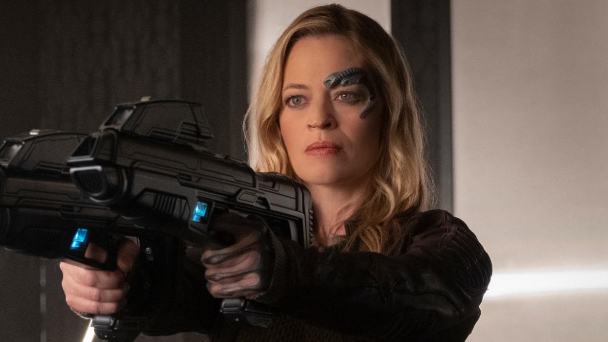  Jeri Ryan in Star Trek: Picard on Paramount+ 