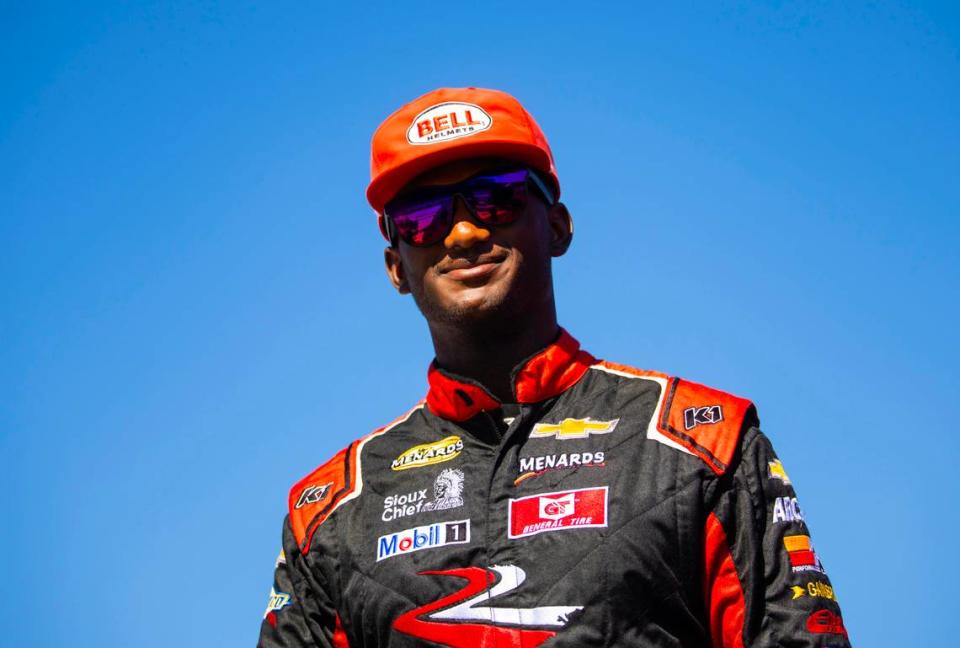 Nov 3, 2023; Avondale, Arizona, USA; NASCAR ARCA Menards Series driver Lavar Scott (6) during the Desert Diamond Casino West Valley 100 at Phoenix Raceway.