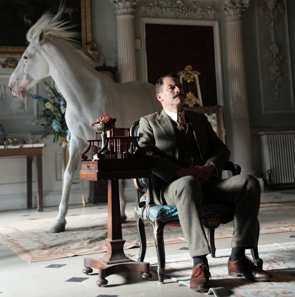 Dominic West and equine co-star on set at Badminton House for The Pursuit of Love - Robert Viglasky Photography