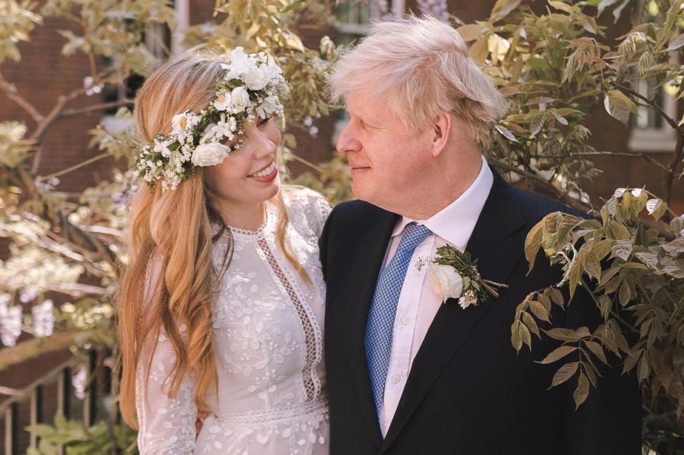 Boris Johnson and his wife Carrie Johnson in the garden of 10 Downing Street, London after their wedding, 2021 (10 Downing Street/AFP via Getty)