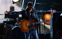 NASHVILLE, TN - NOVEMBER 01: Eric Church performs during the 46th annual CMA Awards at the Bridgestone Arena on November 1, 2012 in Nashville, Tennessee. (Photo by Jason Kempin/Getty Images)