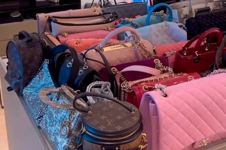 Wanda Nara mostró su lujosa colección de carteras y zapatos: “Me la imagino a Francesca de grande”