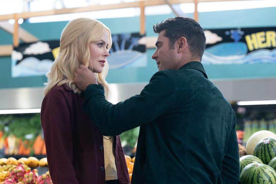 Brooke (Nicole Kidman, left) falls in love with the younger Chris (Zac Efron) in Netflix rom-com "A Family Affair."