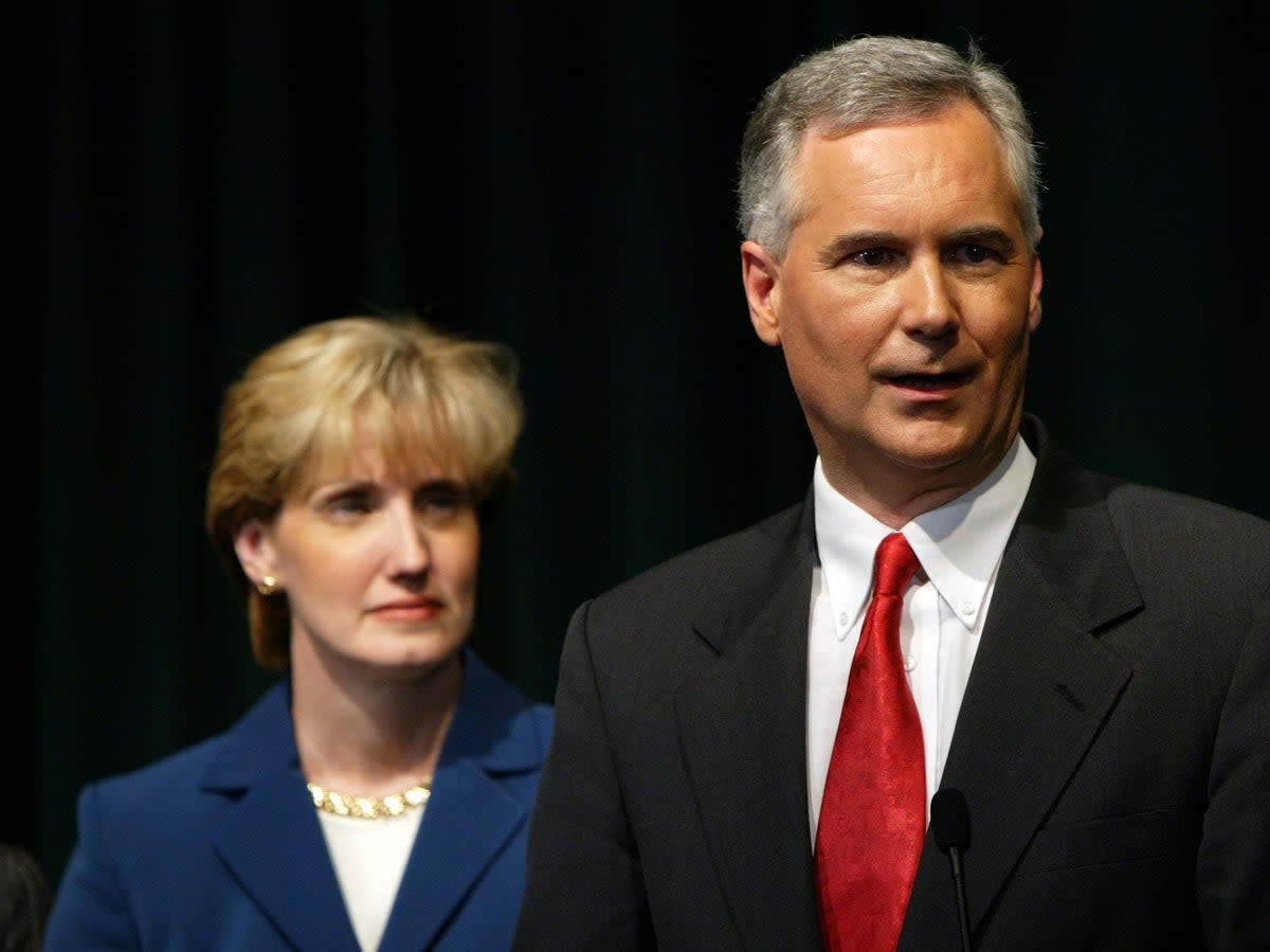 Tom McClintock and his wife, Lori, in 2003  (Getty Images)