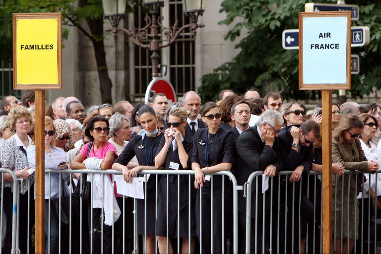 La asociación de familiares de víctimas "Entraide et Solidarité AF447" (Ayuda y solidaridad AF447) aseguró que apelará la decisión porque la consideró un "insulto a la memoria de las víctimas"