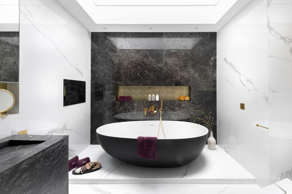 5) Statement Marble