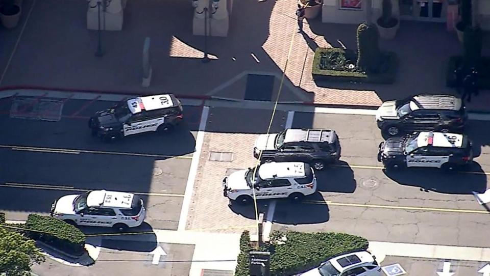 PHOTO: Police respond to the scene after a woman was fatally struck by a fleeing vehicle following a robbery at Fashion Island in Newport Beach, California, July 2, 2024. (KABC)