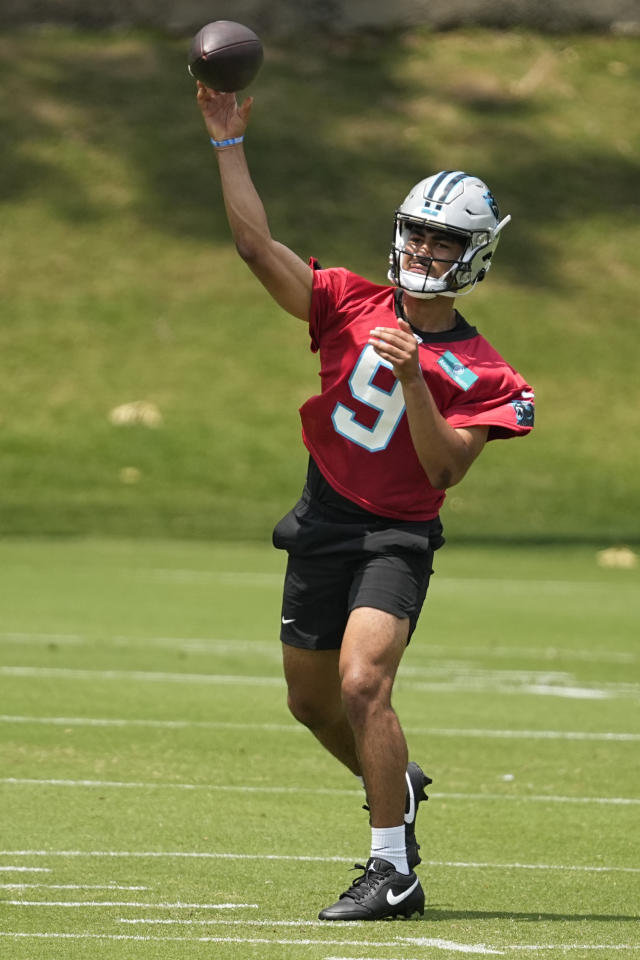 Panthers QB Bryce Young impresses, shows 'complete command' in first NFL  practice