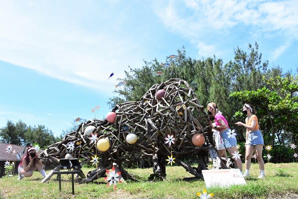 中秋連假何處去？一見雙雕微旅行