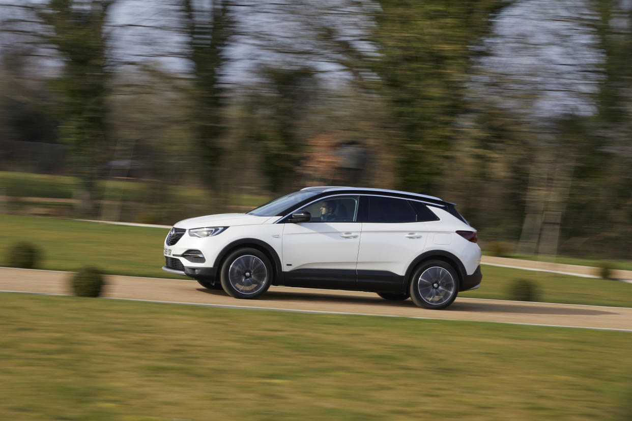 Vauxhall Grandland X Hybrid4