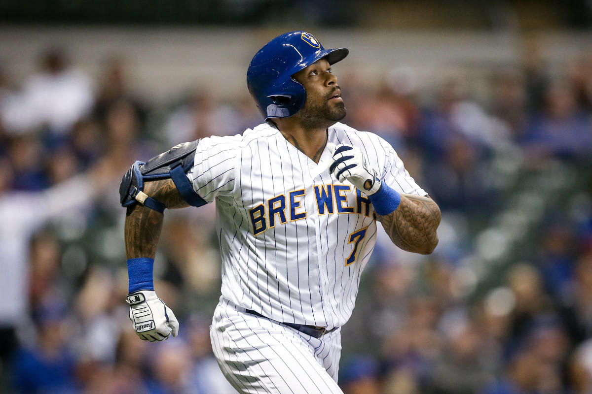 Eric Thames of the Milwaukee Brewers runs to first base during a game  News Photo - Getty Images