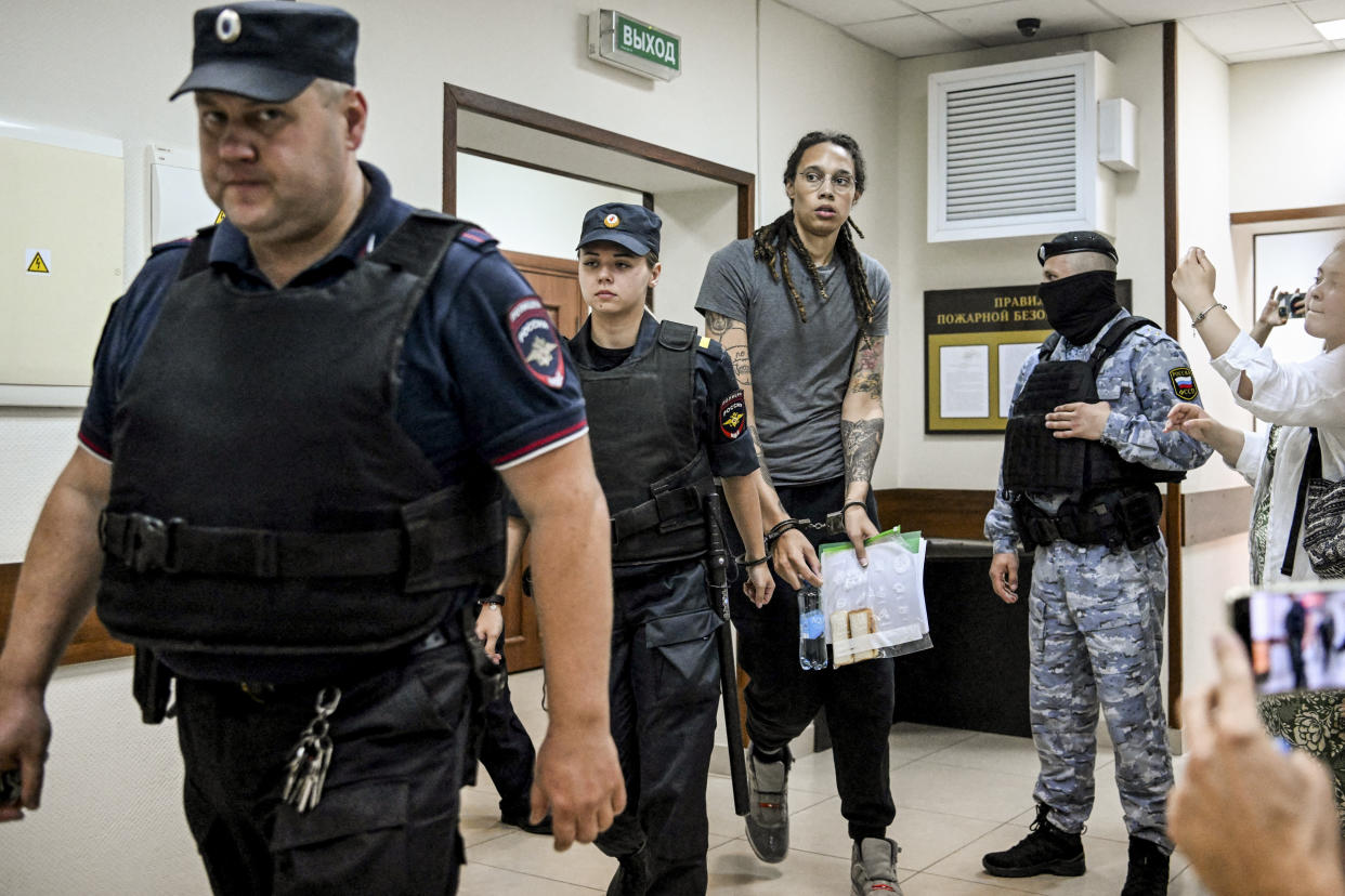 Image: Brittney Griner leaves the courtroom before the court's final decision in Moscow on August 4, 2022. ( Krill Kudryavtsev  / AFP via Getty Images)