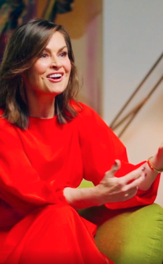 Lisa Wilkinson in a red dress