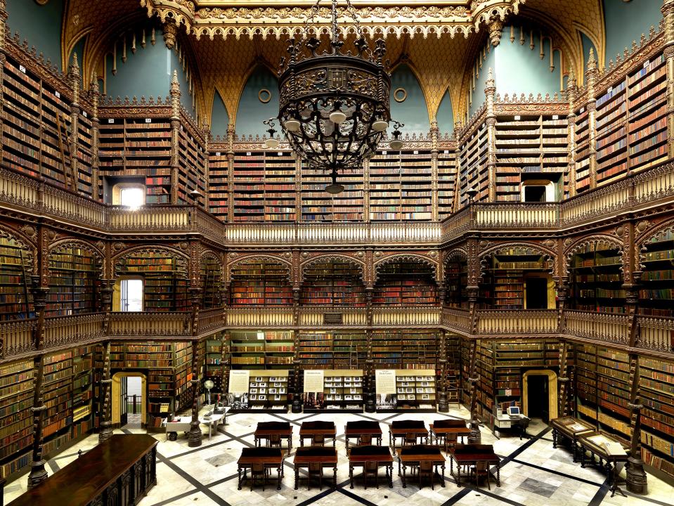 Photographer travels the globe documenting the world’s most beautiful libraries