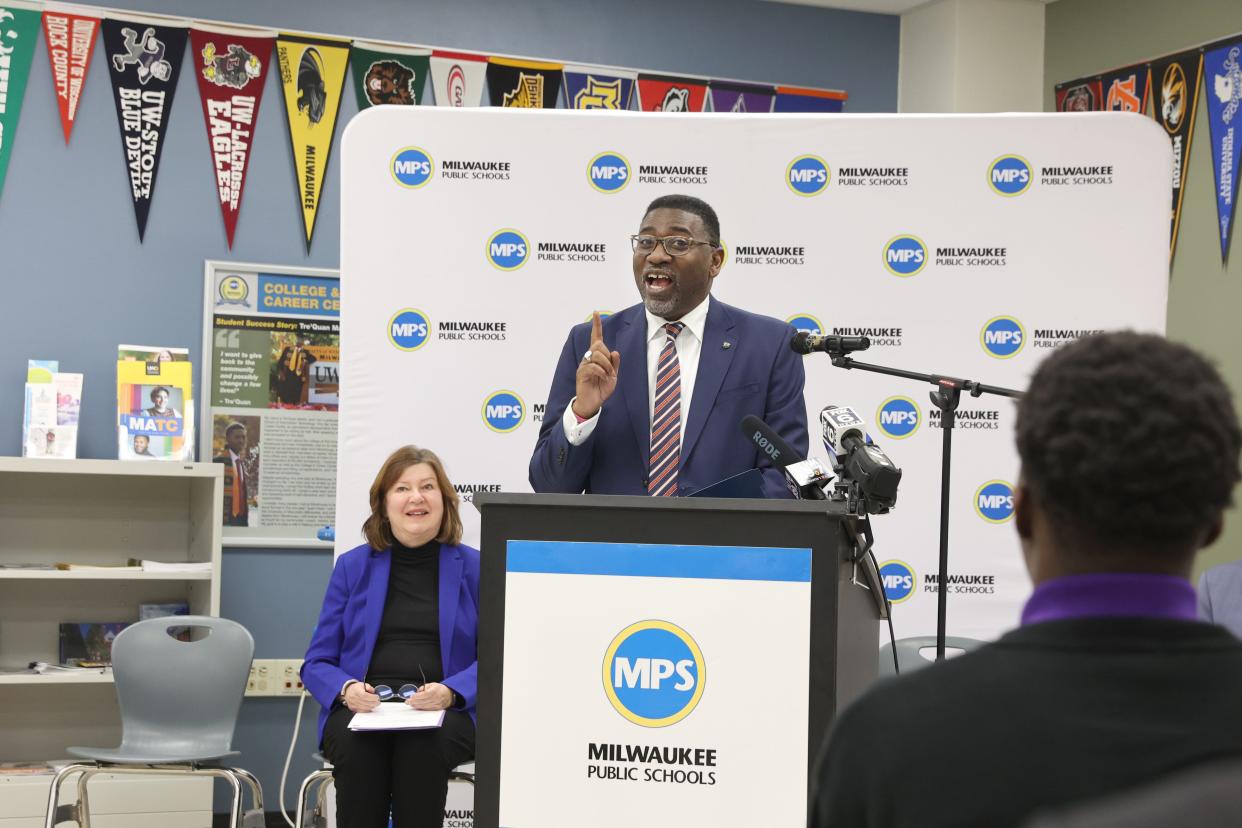 Keith Posley, Superintendent of Milwaukee Public Schools, discusses a new college access program on Thursday at Washington High School of Information Technology. Milwaukee Direct Admit guarantees admission to UWM and MATC for MPS juniors who graduate on time.