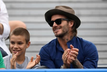 Tennis - Aegon Championships - Queen’s Club, London, Britain - June 22, 2017 David Beckham and son Romeo watch the second round match between Australia's Jordan Thompson and USA's Sam Querrey Action Images via Reuters/Tony O'Brien