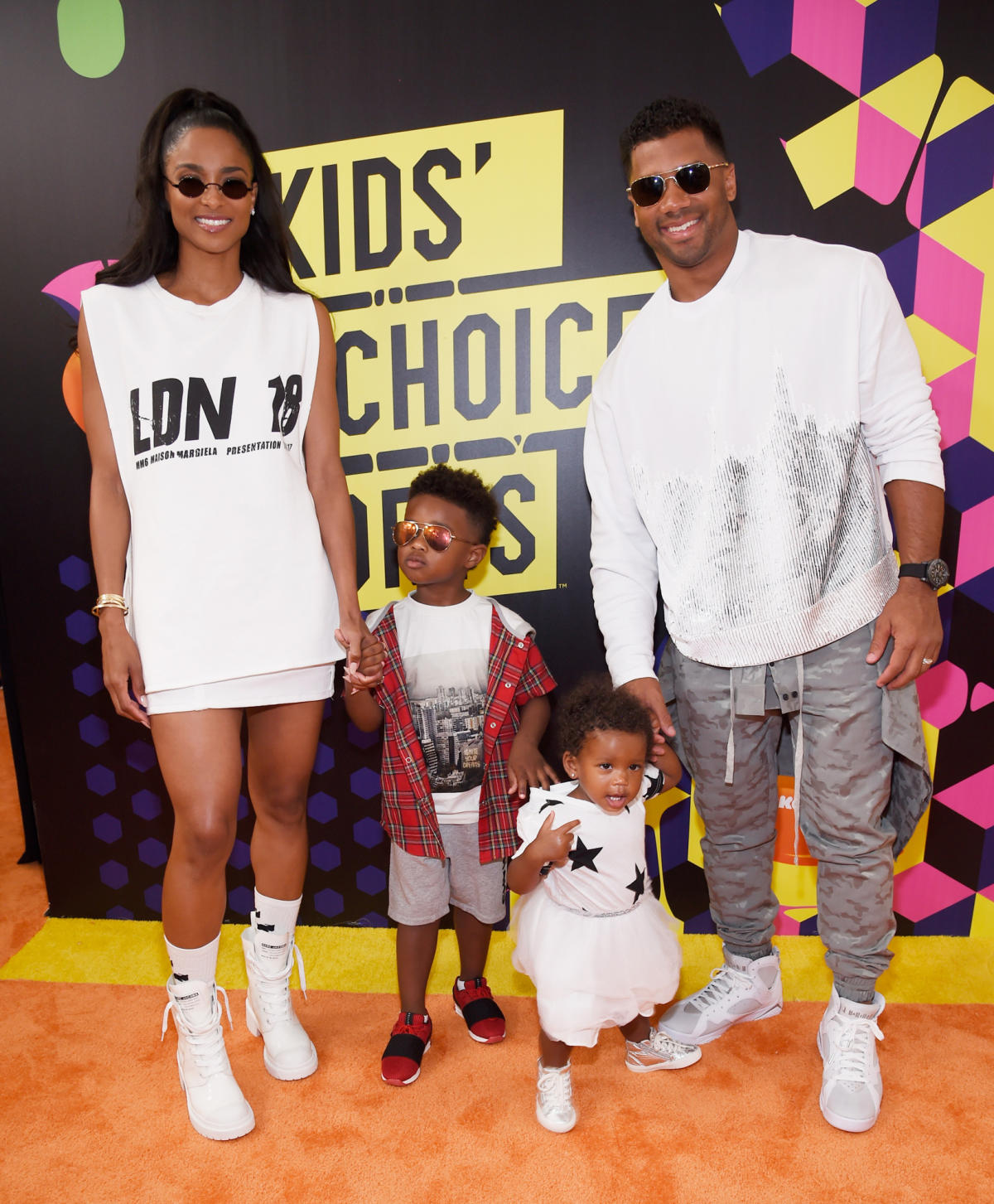 Russell Wilson shares sweet family photo with wife Ciara, their kids - Good  Morning America