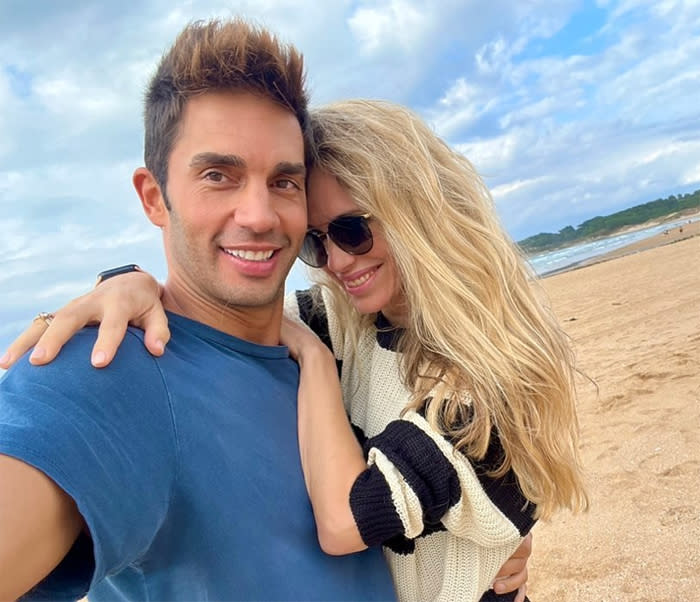 Vanesa Romero y Santi Burgoa presumen de amor