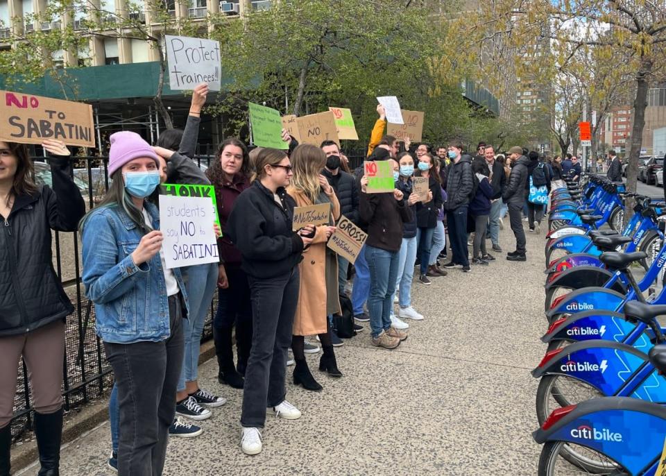 <div class="inline-image__caption"><p>Protesters outside NYU Medical Center demonstrating against NYU potentially hiring biologist David Sabatini.</p></div> <div class="inline-image__credit">Michael Daly/The Daily Beast</div>