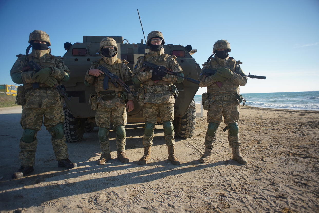 Service members of the 28th Separate Mechanized Brigade of the Ukrainian Armed Forces take part in coastal defence drills in the Odessa region, Ukraine, in this handout picture released January 28, 2022. (Ukrainian Defence Ministry/Handout via Reuters)