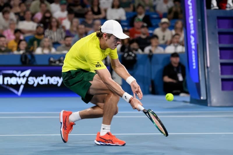 Australian tennis player Alex De Minaur in action against Germany's Alexander Zverev during their men's Semi-Final tennis match of the 2024 United Cup at Ken Rosewall Arena in Sydney. Steven Markham/AAP/dpa