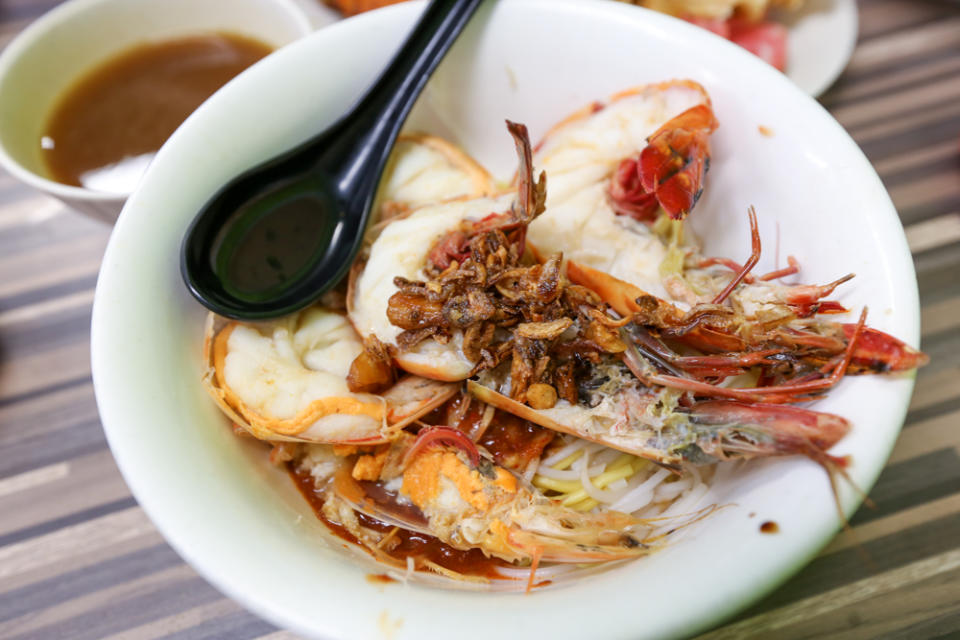 Beach Road Prawn Noodle House - dry prawn mee