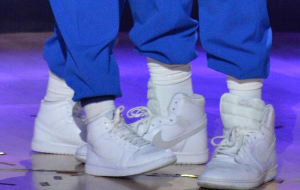 A closer look at Iman Shumpert and Daniella Karagach wearing white Air Jordan 1 high-top sneakers on ‘Dancing with the Stars.’ - Credit: ABC