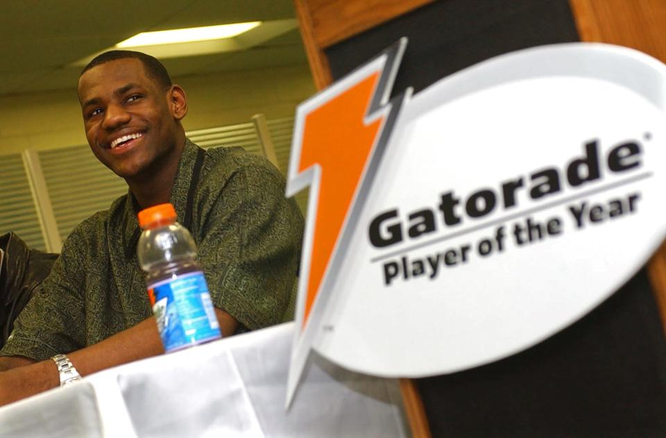 LeBron James wins the Gatorade Player of the Year award.  It was presented at St. Vincent-St. Mary High School on April 8, 2003.