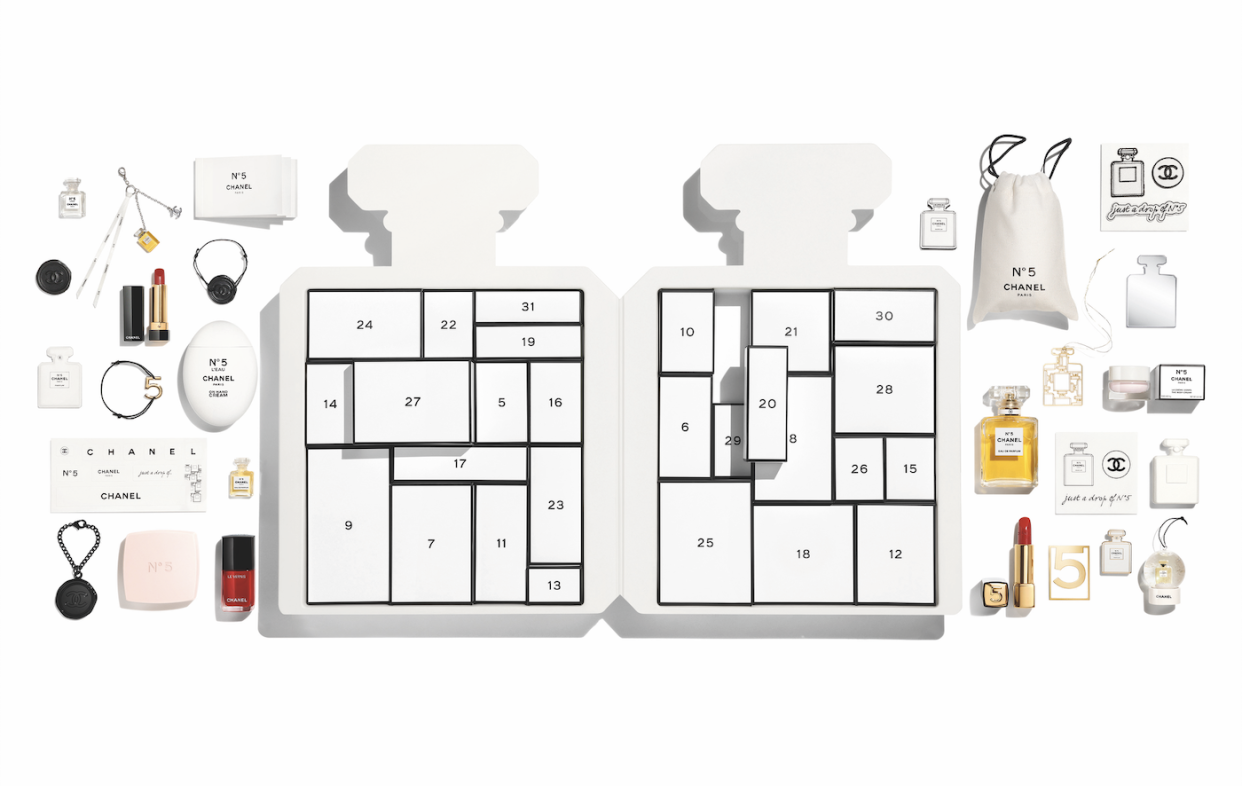 Chanel No. 5 beauty advent calendar. (PHOTO: Chanel)