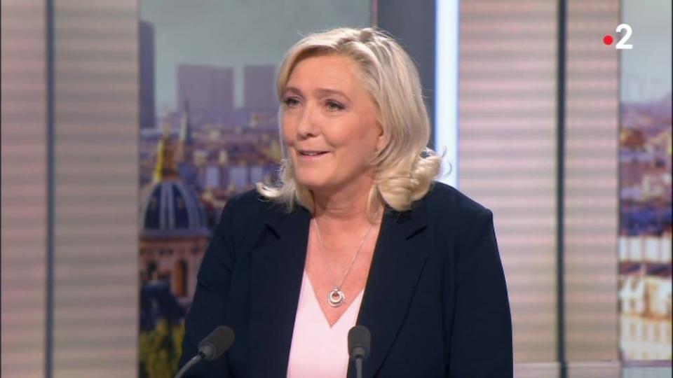 Marine Le Pen était l'invitée du journal de 20 heures de France 2 lundi 27 septembre 2021. - France 2