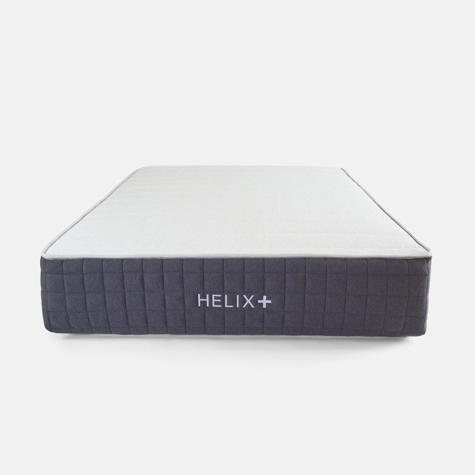 8) Helix Plus Mattress (Queen)