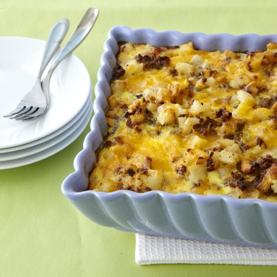 Sausage-Hash Brown Breakfast Casserole