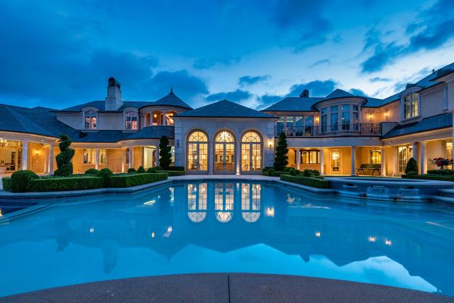 Jeffree Star officially unveils his $14.6 million “dream” mansion - Dexerto