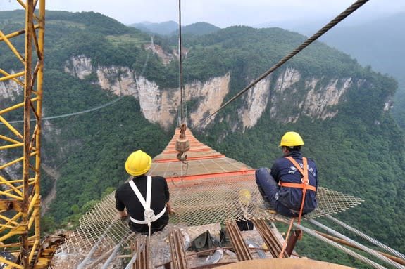 CHINA-ZHANGJIAJIE-VITREOUS BRIDGE(CN)