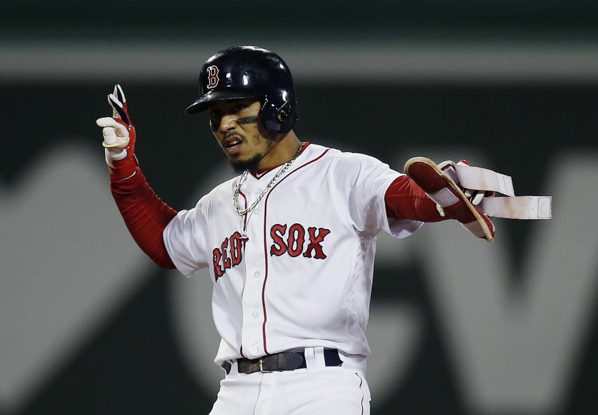 Red Sox's Mookie Betts wins AL MVP; Brewers' Yelich earns NL award